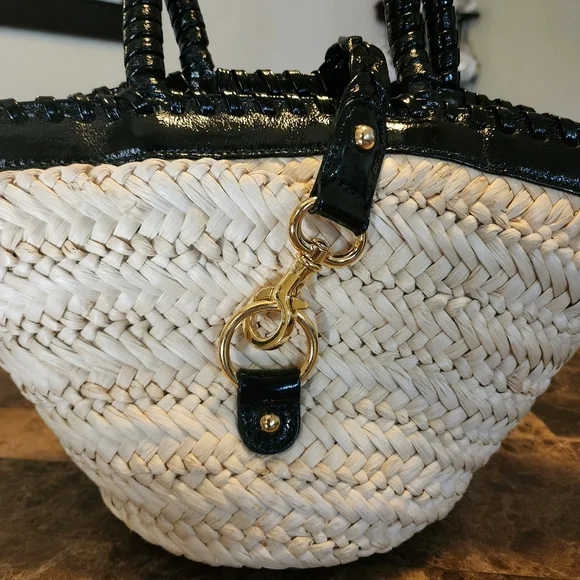 Betsey Johnson Straw Black Trim Bag ☀️🖤 - Picture 2 of 12